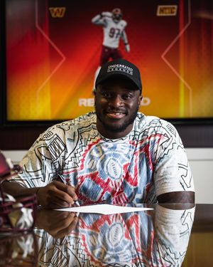 Image post by @nfluk on Instagram