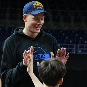 Image post by @nbacares on Instagram