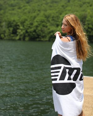 Image post by @malibuboats on Instagram