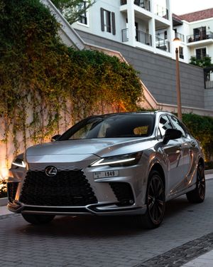 Image post by @discoverlexus on Instagram