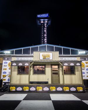 Image post by @nashvillesuperspeedway on Instagram