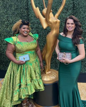 Image post by @dulcesloan on Instagram