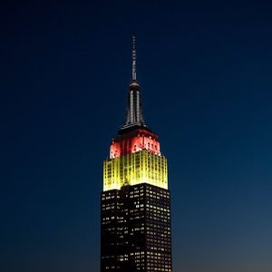Image post by @empirestatebldg on Instagram