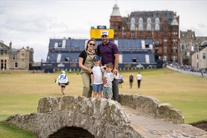 Image post by @oliverfarrgolf on Instagram