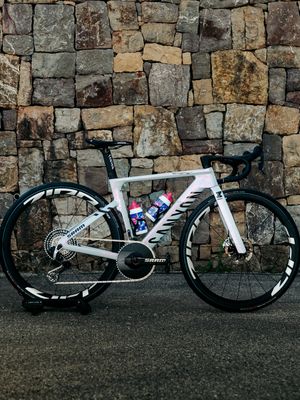 Image post by @wmncycling on Instagram