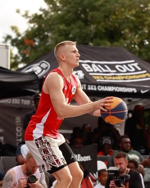 Image post by @bballengland on Instagram