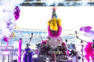Image post by @SliderTheMascot on Twitter
