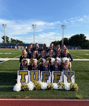 Image post by @bhs__cheer on Instagram
