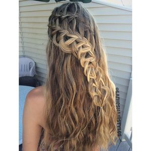 Image post by @styledbylanie on Instagram