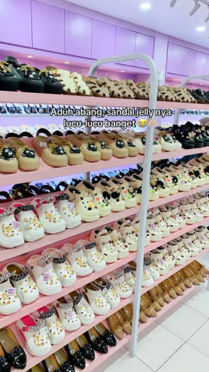 Image post by @deliwafastore.kediri on TikTok
