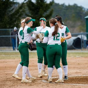 Image post by @hussonsoftball on Instagram