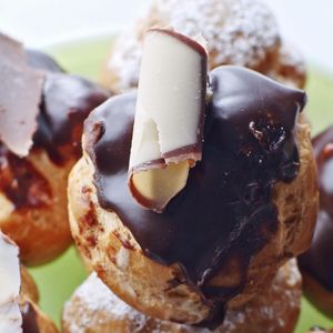 Image post by @carlosbakery on Instagram