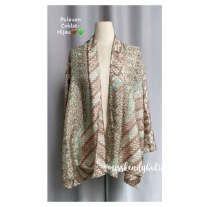 Image post by @misskendybatik on Instagram