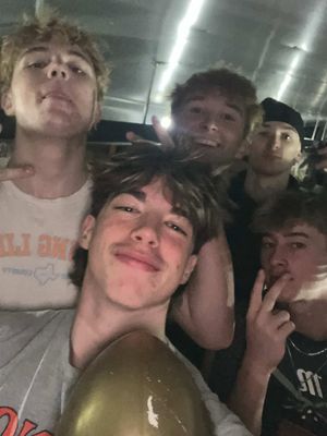 Image post by @var_austin on Instagram