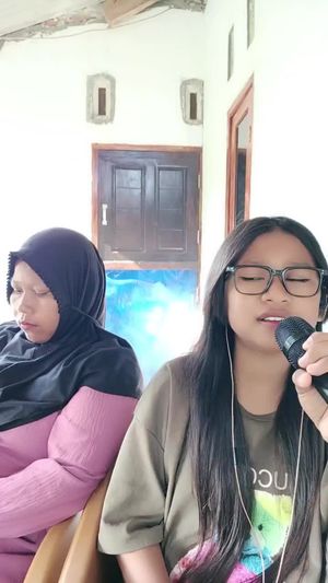 Video post by @da7april on TikTok