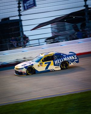 Image post by @NASCAR_Xfinity on Twitter