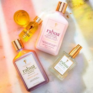 Video post by @RahuaBeauty on Facebook