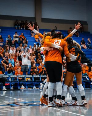 Image post by @texasvolleyball on Instagram