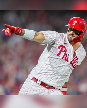 Image post by @losphillies on Instagram