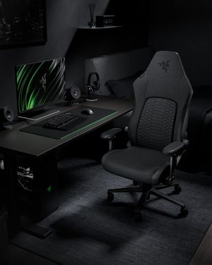 Image post by @razer on Instagram