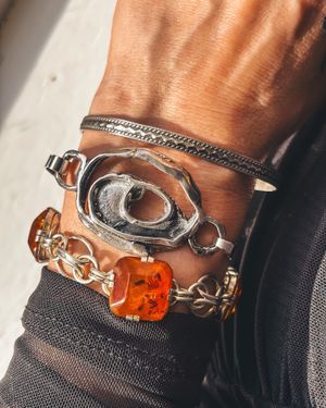 Image post by @maejeanvintage on Instagram