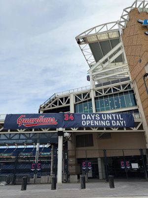 Image post by @clehotdogs on Instagram