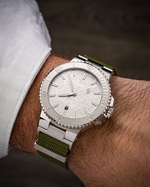 Image post by @oris on Instagram