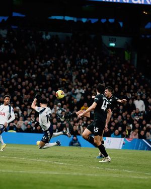 Image post by @TottenhamHotspur on Facebook