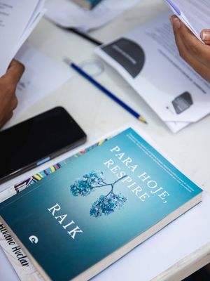 Image post by @raikescritor on Instagram