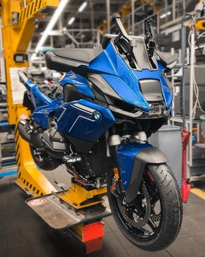 Image post by @bmwmotorradusa on Instagram