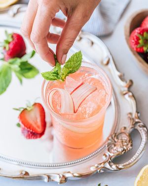 Image post by @thesocialsipper on Instagram