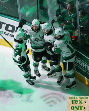 Image post by @txstarshockey on Instagram