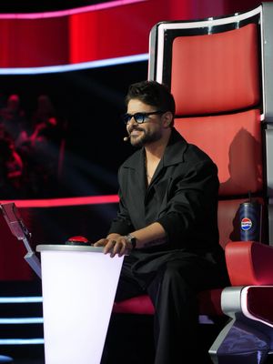 Video post by @nassifzeytoun on TikTok