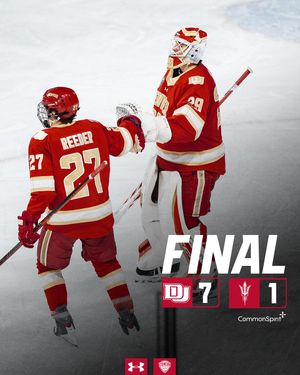 Image post by @du_hockey on Instagram