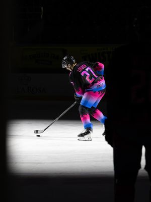 Image post by @libbyleonardphotography on Instagram