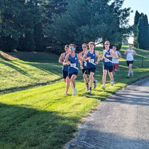Image post by @usf_tf_xc on Instagram