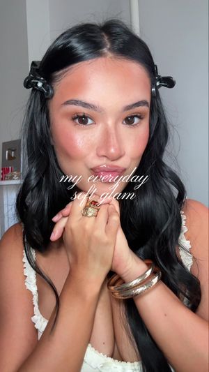 Video post by @virtualkayla on TikTok