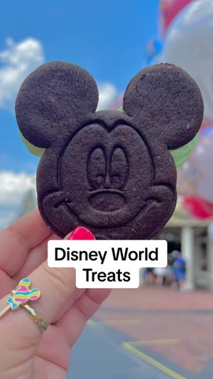 Video post by @livinglocurto on TikTok