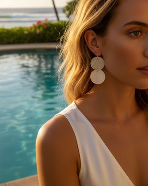 Image post by @juliaszendreijewelry on Instagram