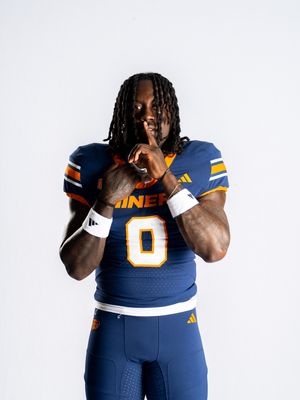 Image post by @utepfb on Instagram