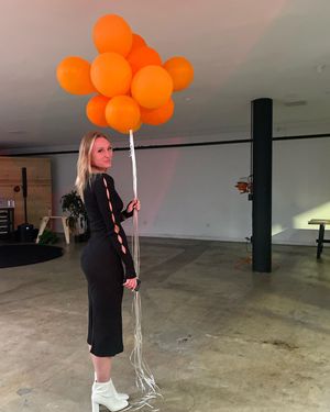 Image post by @lauralakes on Instagram
