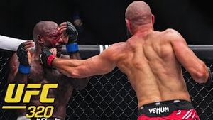 Video post by @ESPN MMA on YouTube