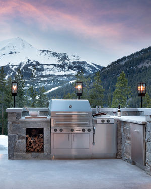 Image post by @kalamazoogrills on Instagram