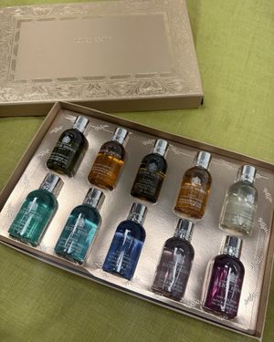 Image post by @dillards on Instagram