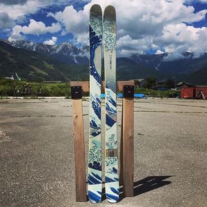 Image post by @j_skis on Instagram