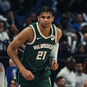 Video post by @milwaukeebucks on Facebook