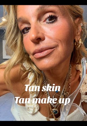 Video post by @shop.with.caroline on TikTok