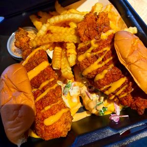 Image post by @daveshotchicken on Instagram