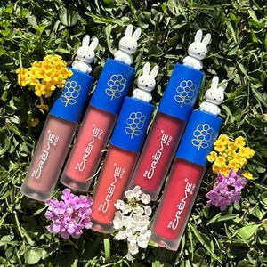 Image post by @thecremeshop on Instagram
