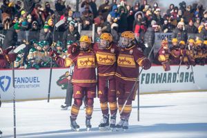 Image post by @HockeyDayMN on Twitter